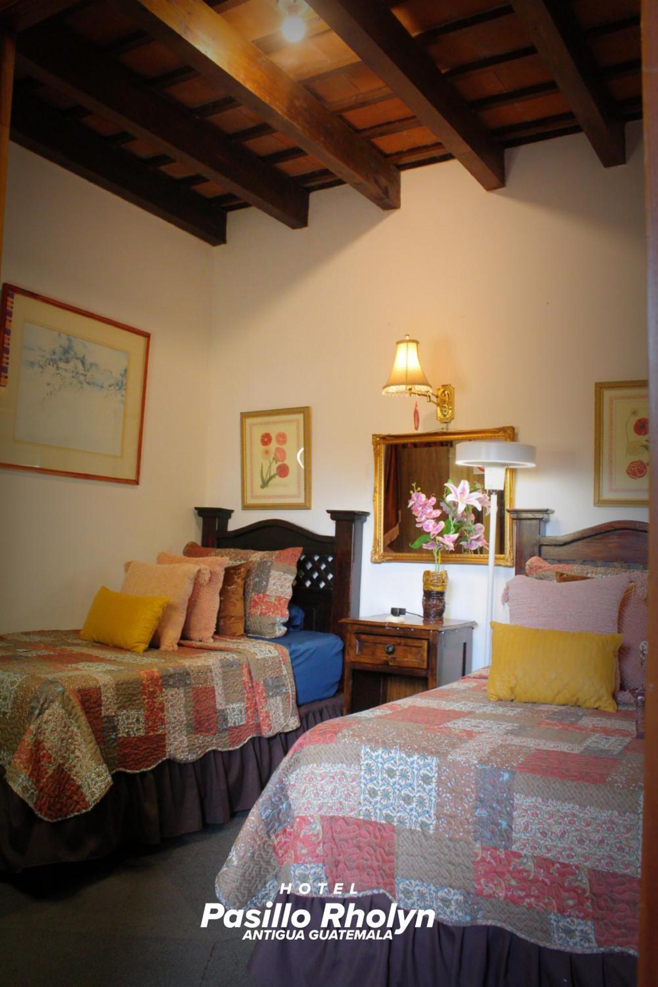 Hotel Rholyn Pura Vida !! Antigua Exteriér fotografie